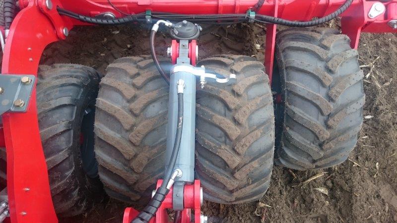 FENIX 3000 4 wał oponowy 910mm