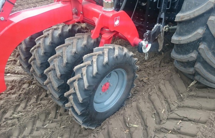 FENIX 3000-4 Przedni Packer 800 mm